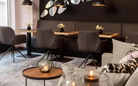 Maakt Hotel